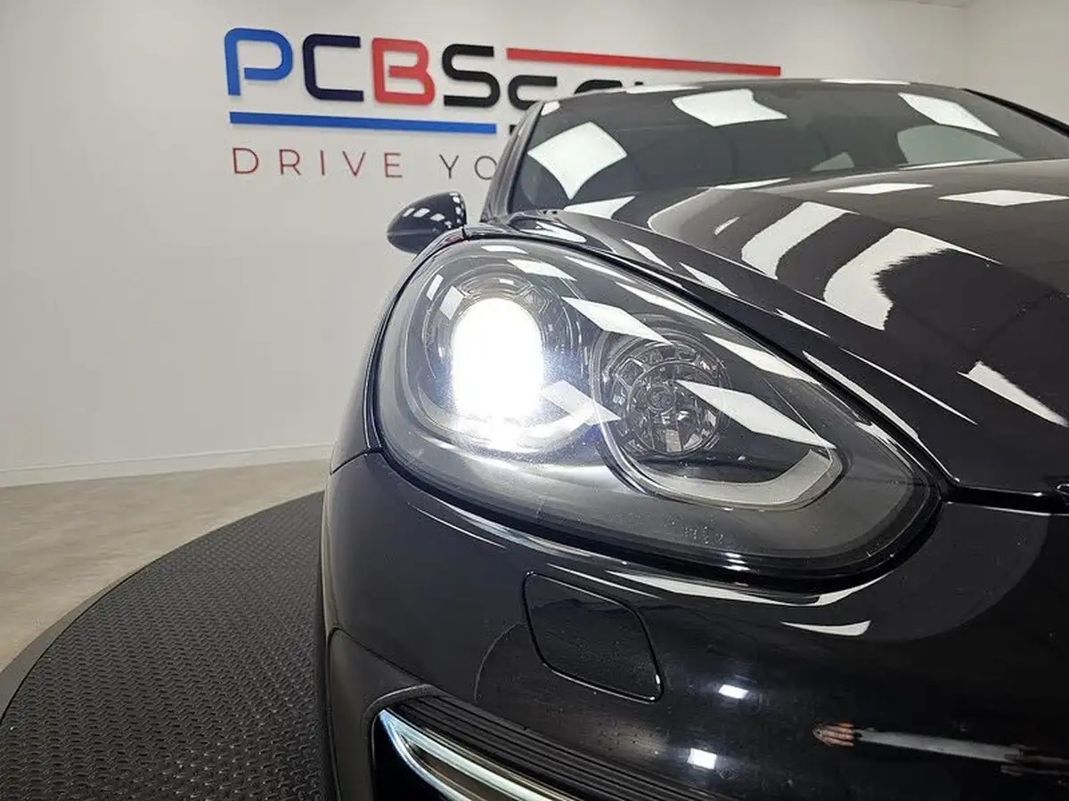 2015-porsche-cayenne-36-gts-big-38