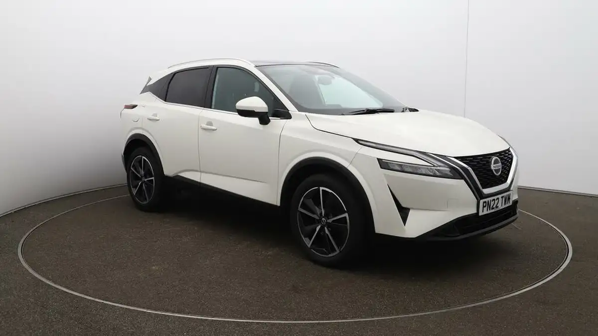 2022-nissan-qashqai-13-dig-t-tekna-158ps-xtronic-big-1