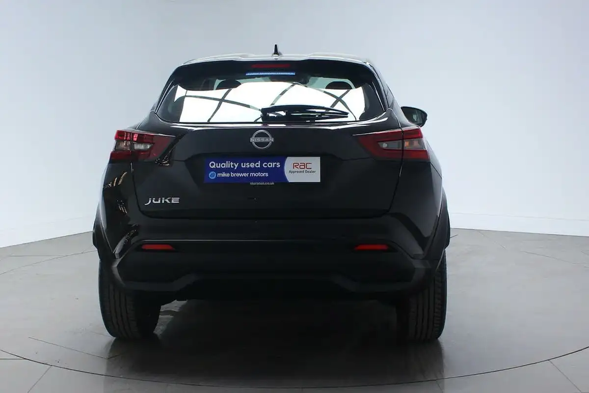 2023-nissan-juke-10-dig-t-acenta-big-5