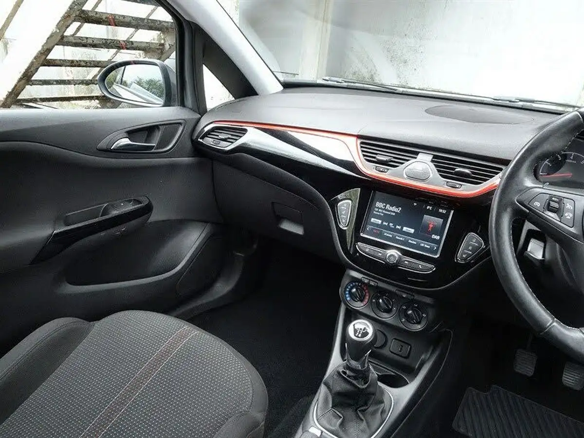 2019-vauxhall-corsa-14i-griffin-90ps-3d-big-23