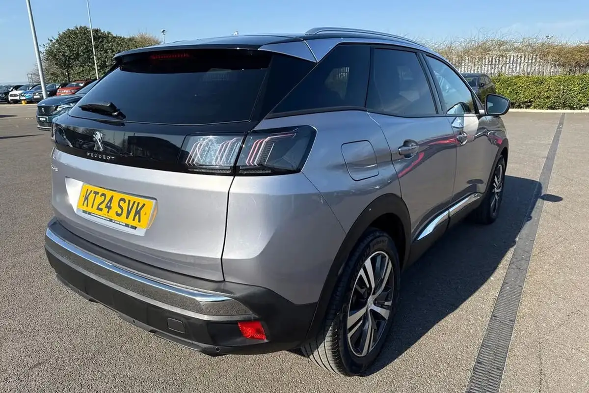 2024-peugeot-3008-suv-12-puretech-allure-136ps-hybrid-e-dsc6-big-34