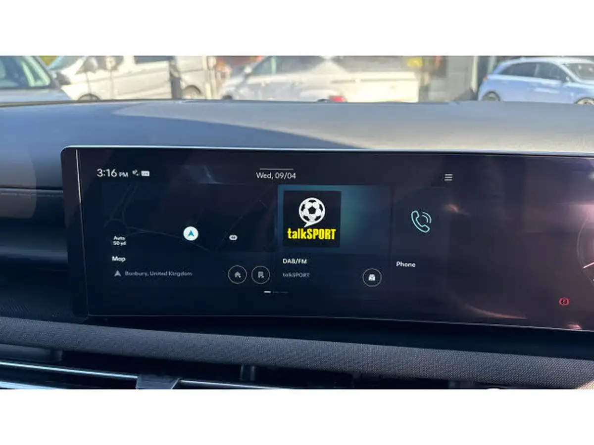 2024-hyundai-tucson-16-t-gdi-premium-160ps-48v-mhev-two-tone-roof-7dct-big-11
