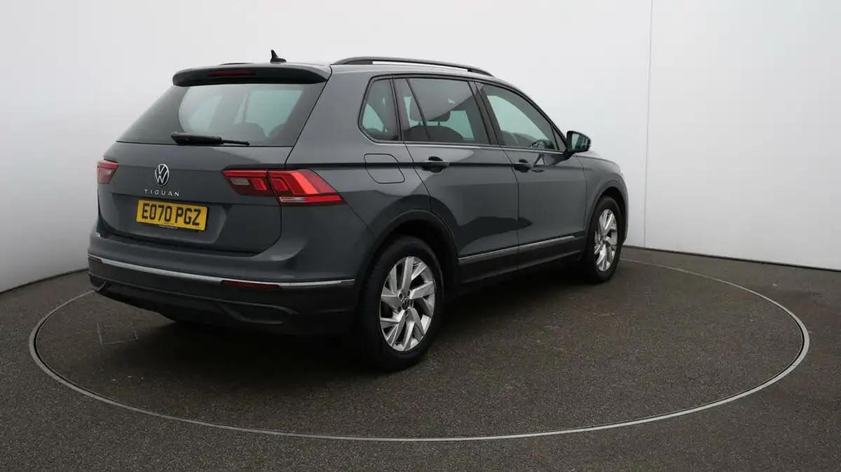 2020-volkswagen-tiguan-15-tsi-life-150ps-dsg-big-46
