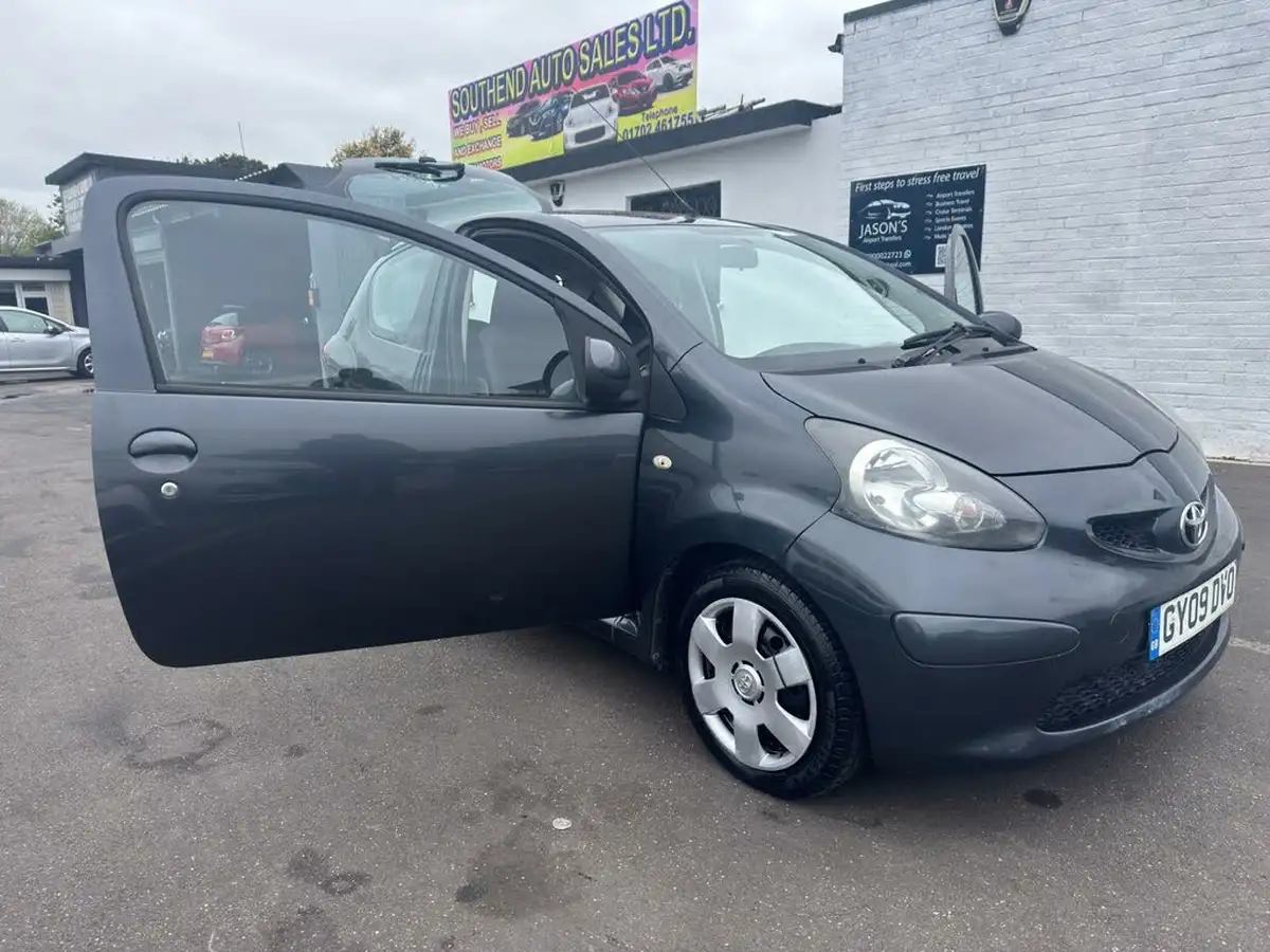 2009-toyota-aygo-10-aygo-3d-big-49