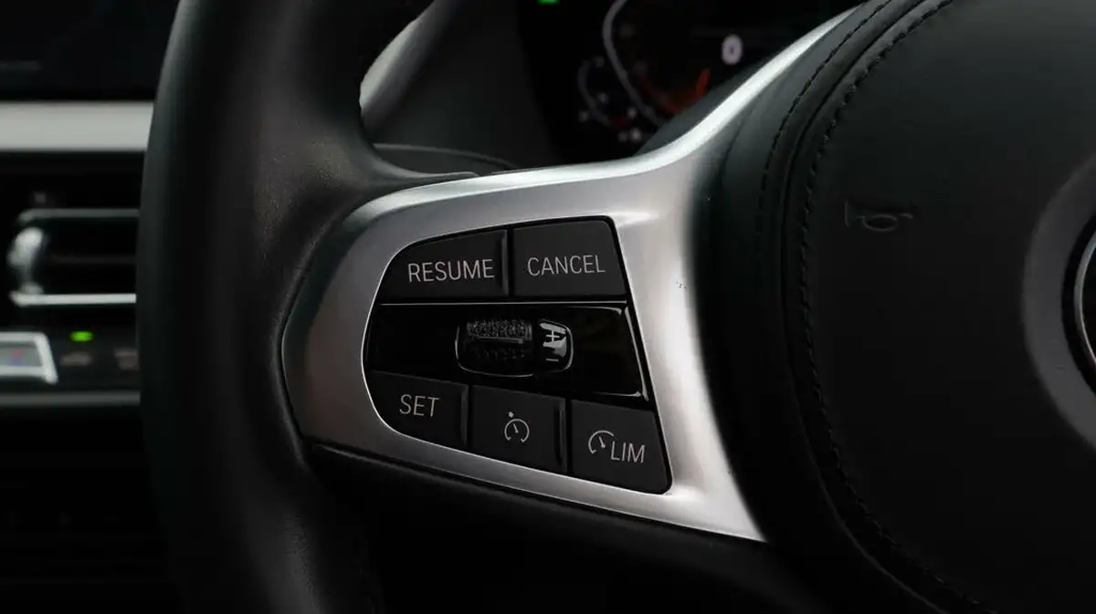 2022-bmw-2-series-15-218i-sport-lcp-coupe-4d-dct-big-26