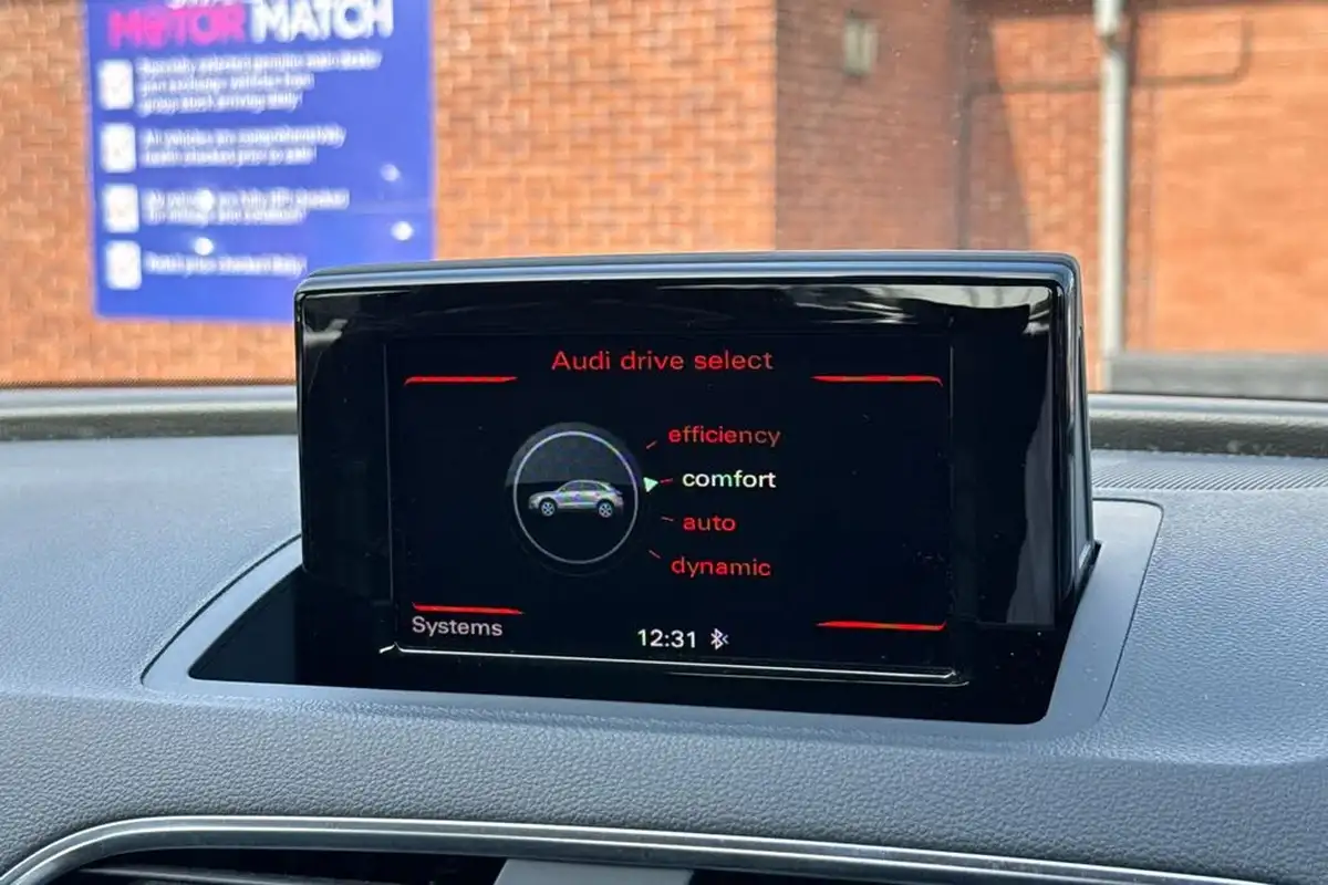 2015-audi-q3-20-tdi-quattro-se-150ps-big-44