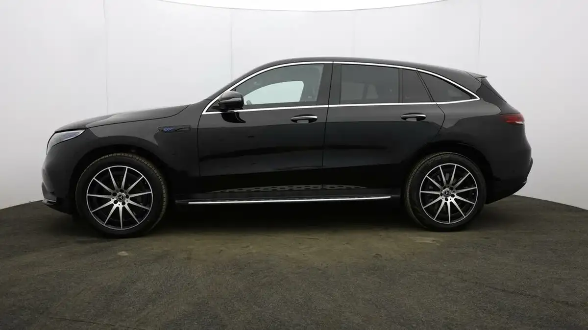 2022-mercedes-benz-eqc-e-eqc-400-amg-line-big-62