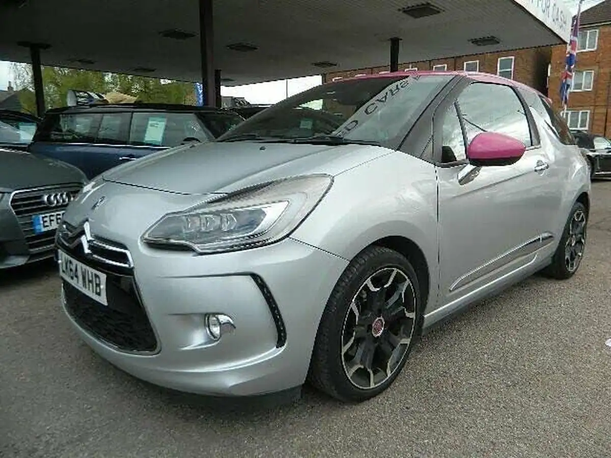 2014-citroen-ds3-16-dsire-plus-155ps-big-11