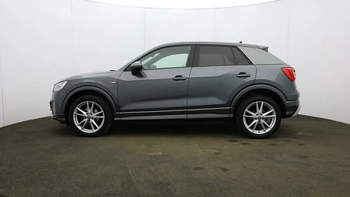 2019-audi-q2-16-30-tdi-s-line-big-3