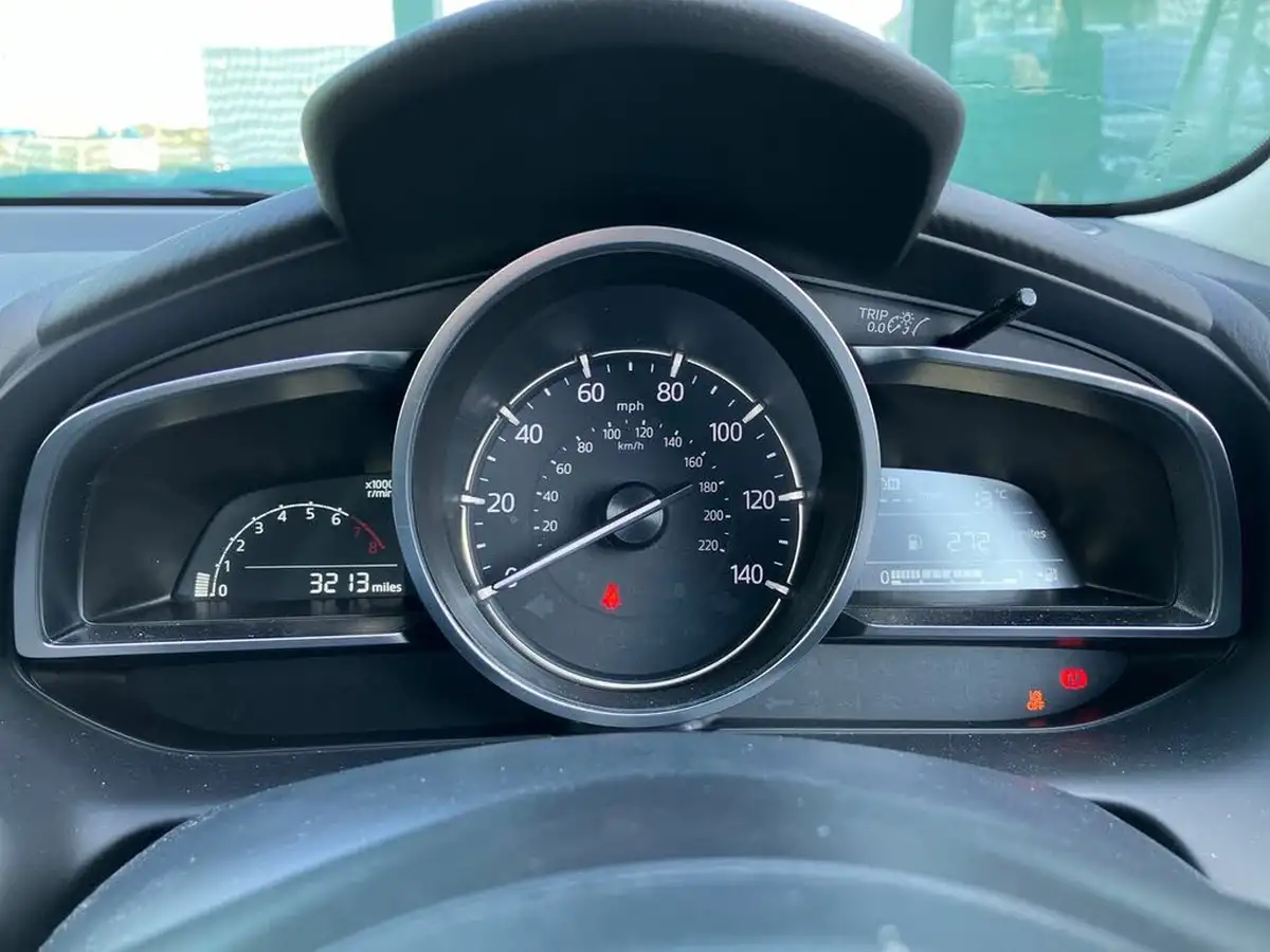 2024-mazda-mazda2-15-e-skyactiv-g-exclusive-line-big-13