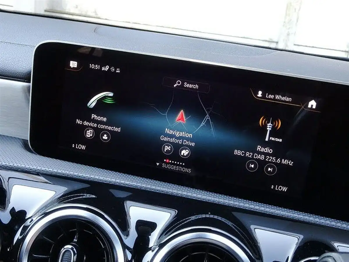 2020-mercedes-benz-cla-13-cla-200-amg-line-coupe-4d-7g-dct-big-16