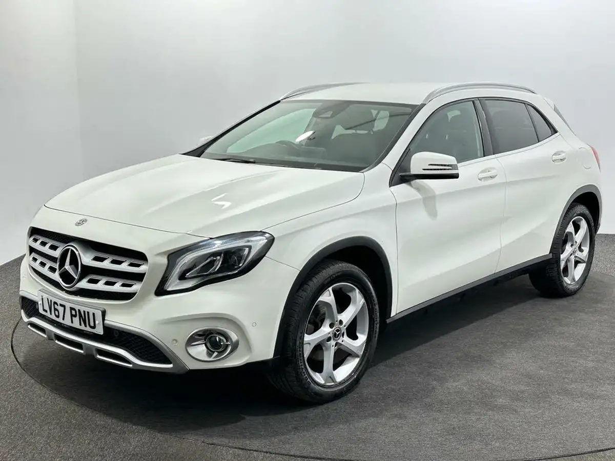 2017-mercedes-benz-gla-class-21d-gla-220d-sport-premiumss-big-2