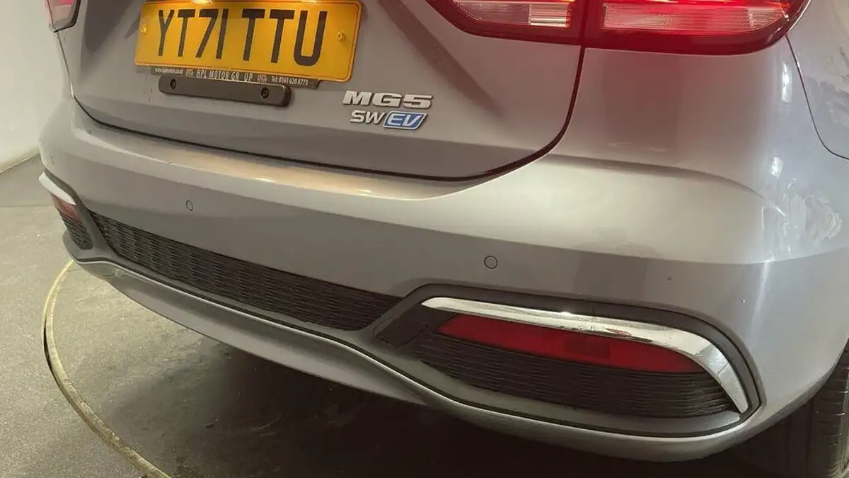 2021-mg-mg5-e-exclusive-ev-long-range-big-13