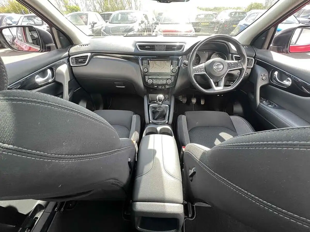 2020-nissan-qashqai-13-dig-t-n-connecta-140ps-big-24