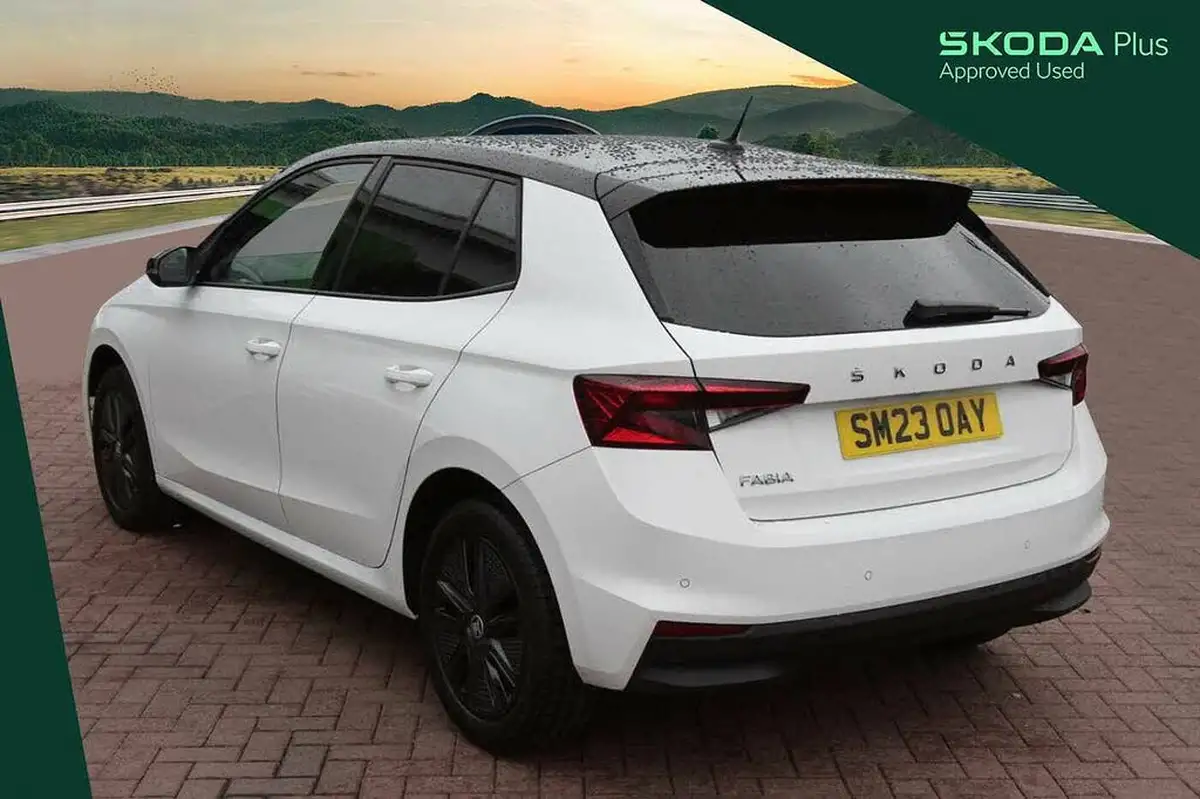 2023-skoda-fabia-10-mpi-colour-edition-big-2