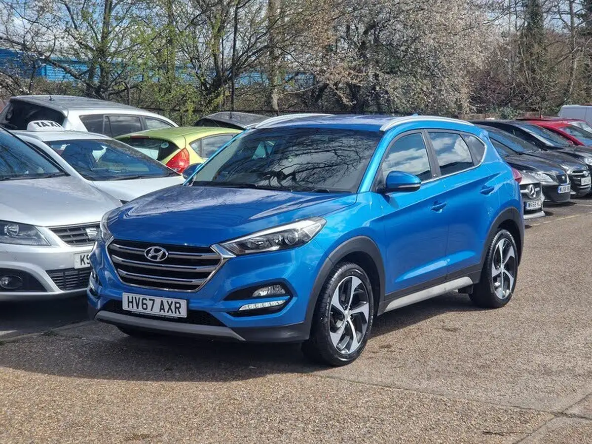 2017-hyundai-tucson-17crdi-blue-drive-sport-edition-141ps-dct-big-5