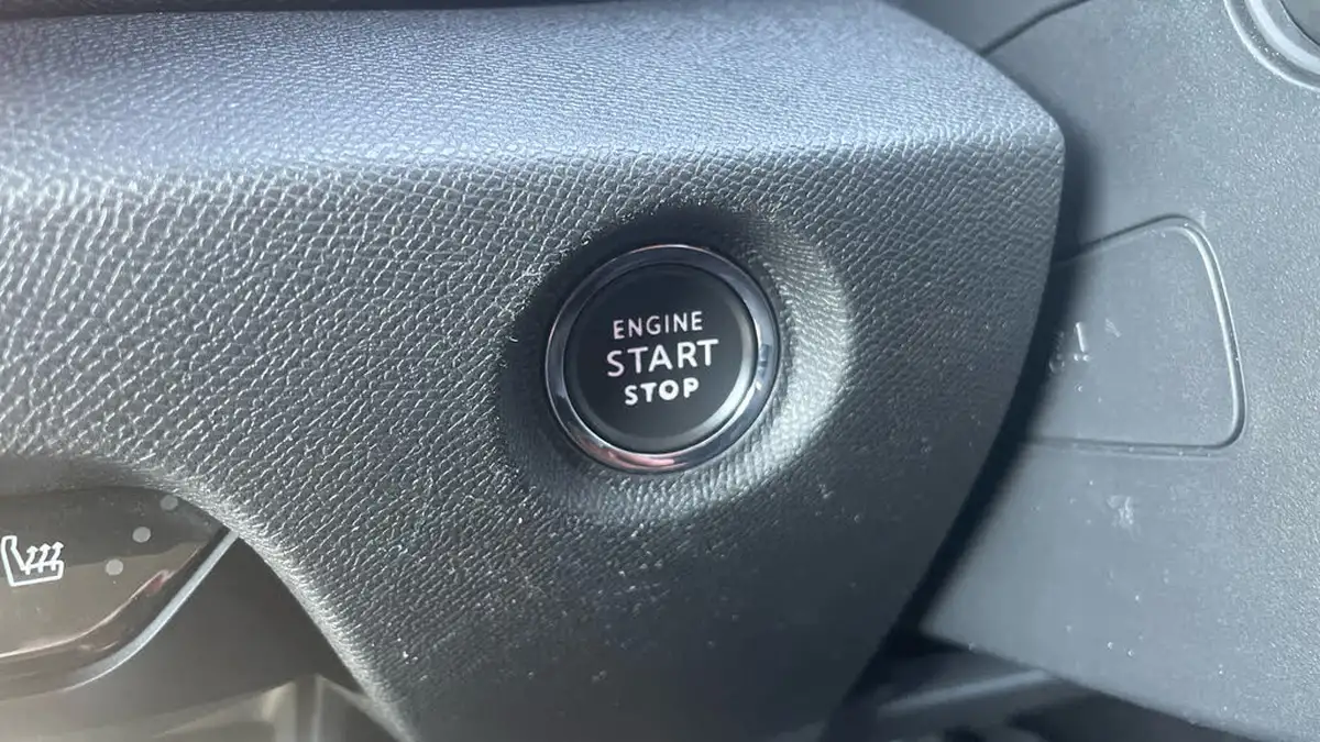 2021-citroen-c4-e-shine-plus-big-38