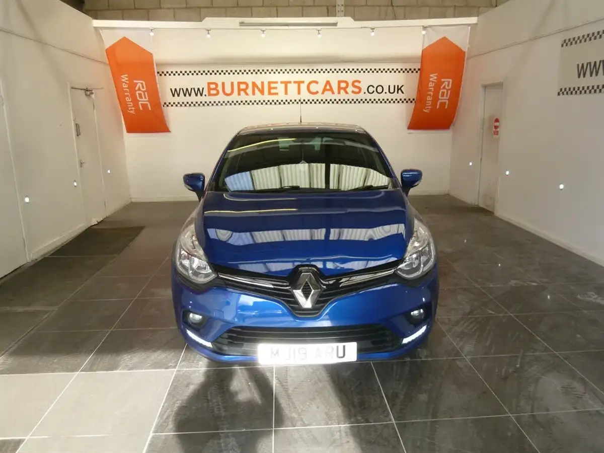 2019-renault-clio-09-tce-iconic-75ps-big-3