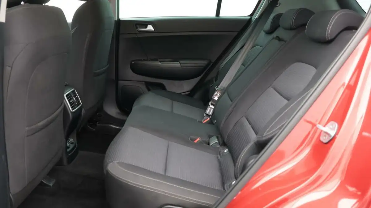 2020-kia-sportage-16-gdi-2-big-16