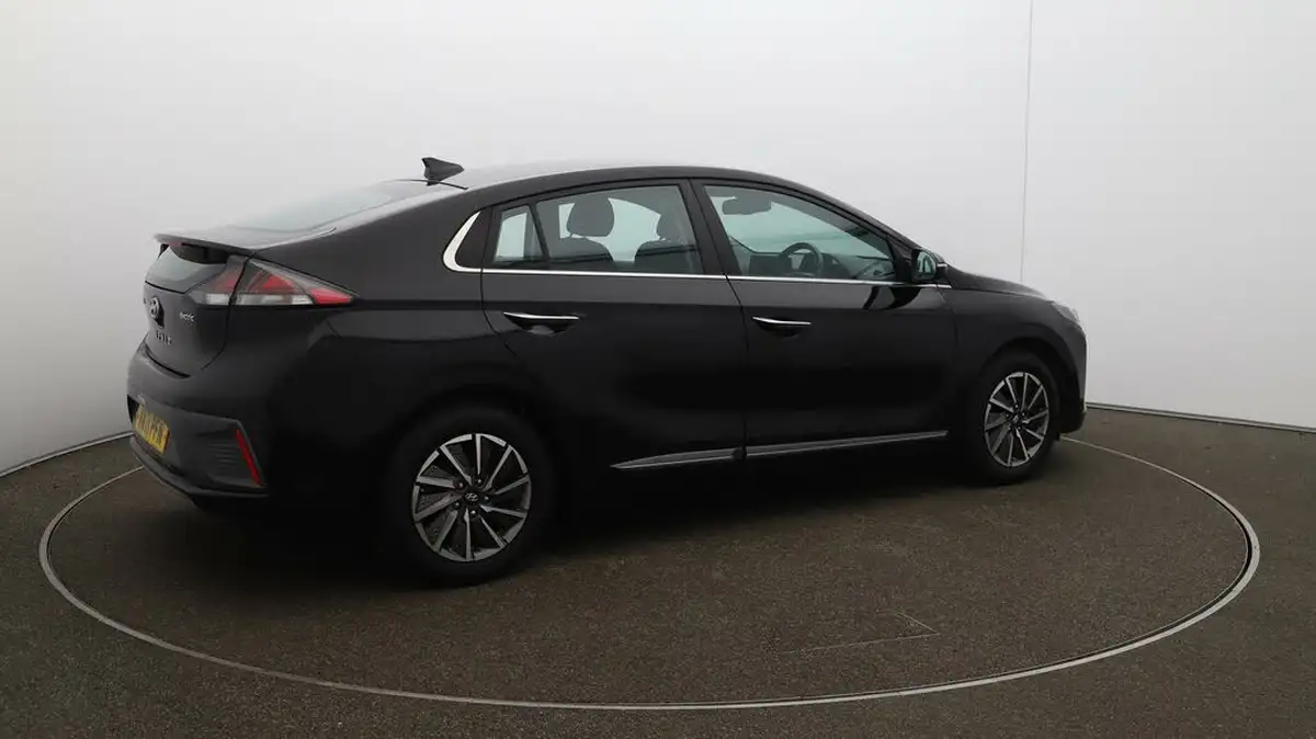 2021-hyundai-ioniq-e-premium-electric-100kw-big-43
