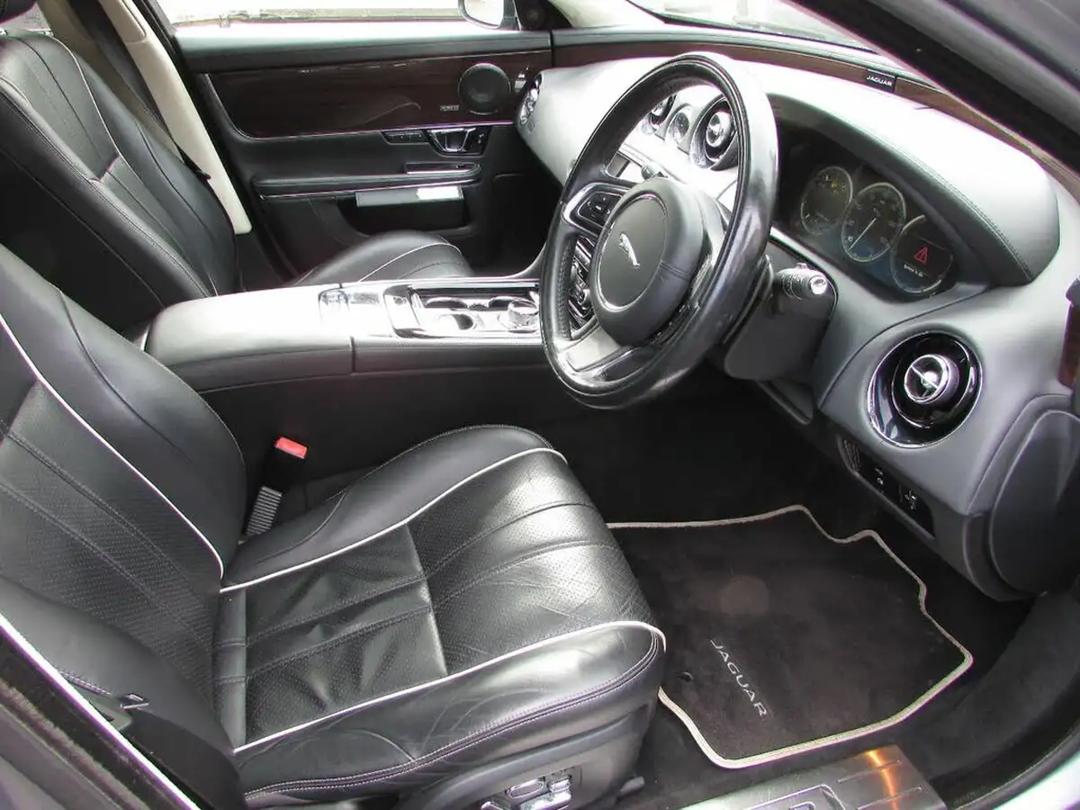 2014-jaguar-xj-series-30td-xj-portfolio-lwb-auto-big-5
