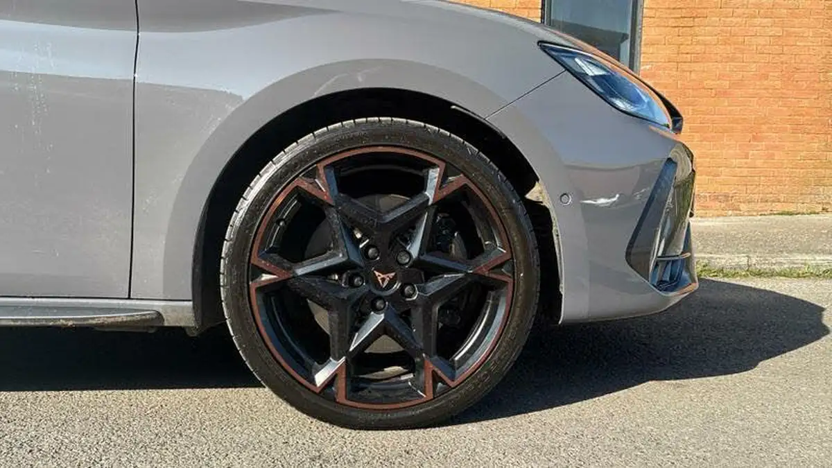 2024-cupra-leon-nf-15-e-hybrid-vz-first-edition-estate-big-4