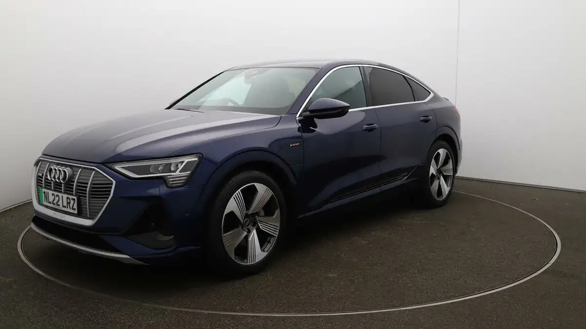 2022-audi-e-tron-55e-s-line-sportback-big-3