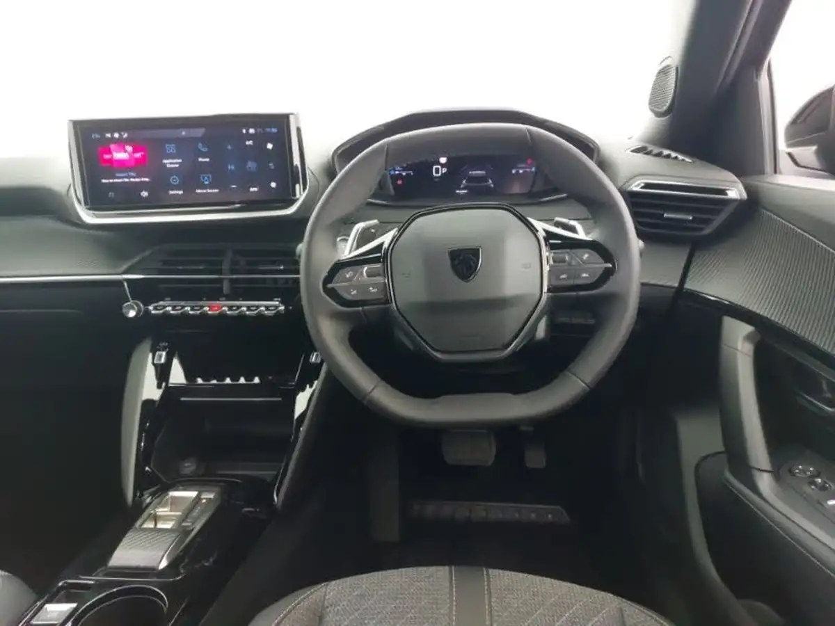 2024-peugeot-2008-suv-12-puretech-allure-130ps-eat8-big-6