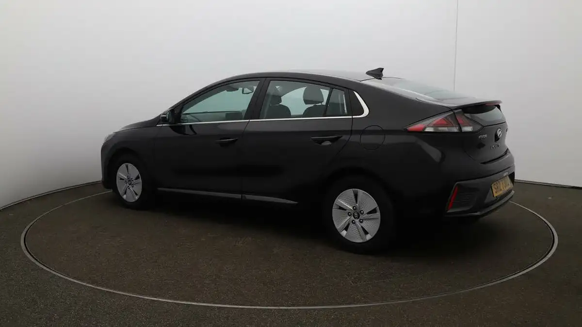 2021-hyundai-ioniq-16-gdi-premium-hybrid-big-28