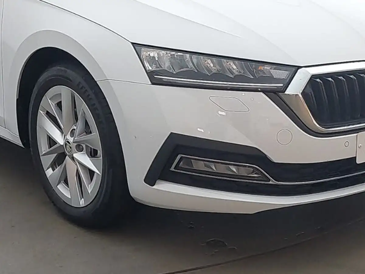 2024-skoda-octavia-15-tsi-e-tec-se-l-estate-big-8