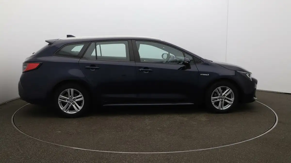 2021-toyota-corolla-18-vvt-i-icon-spare-wheel-touring-sports-5d-big-43