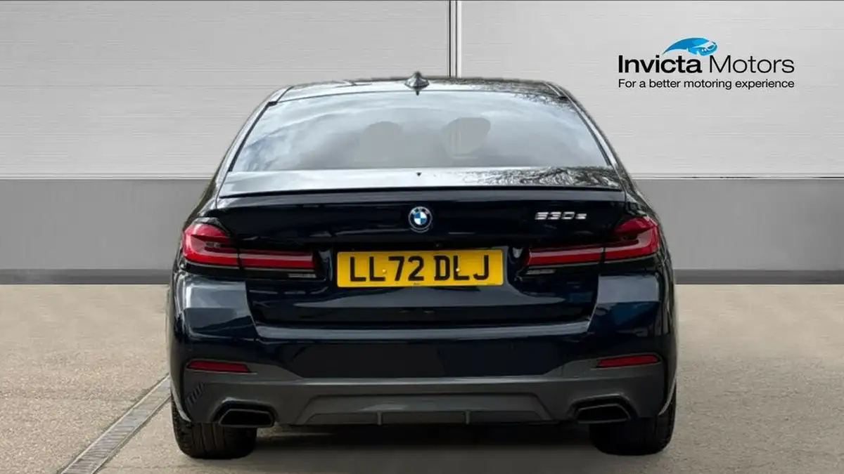 2022-bmw-5-series-20-530e-m-sport-saloon-4d-big-4