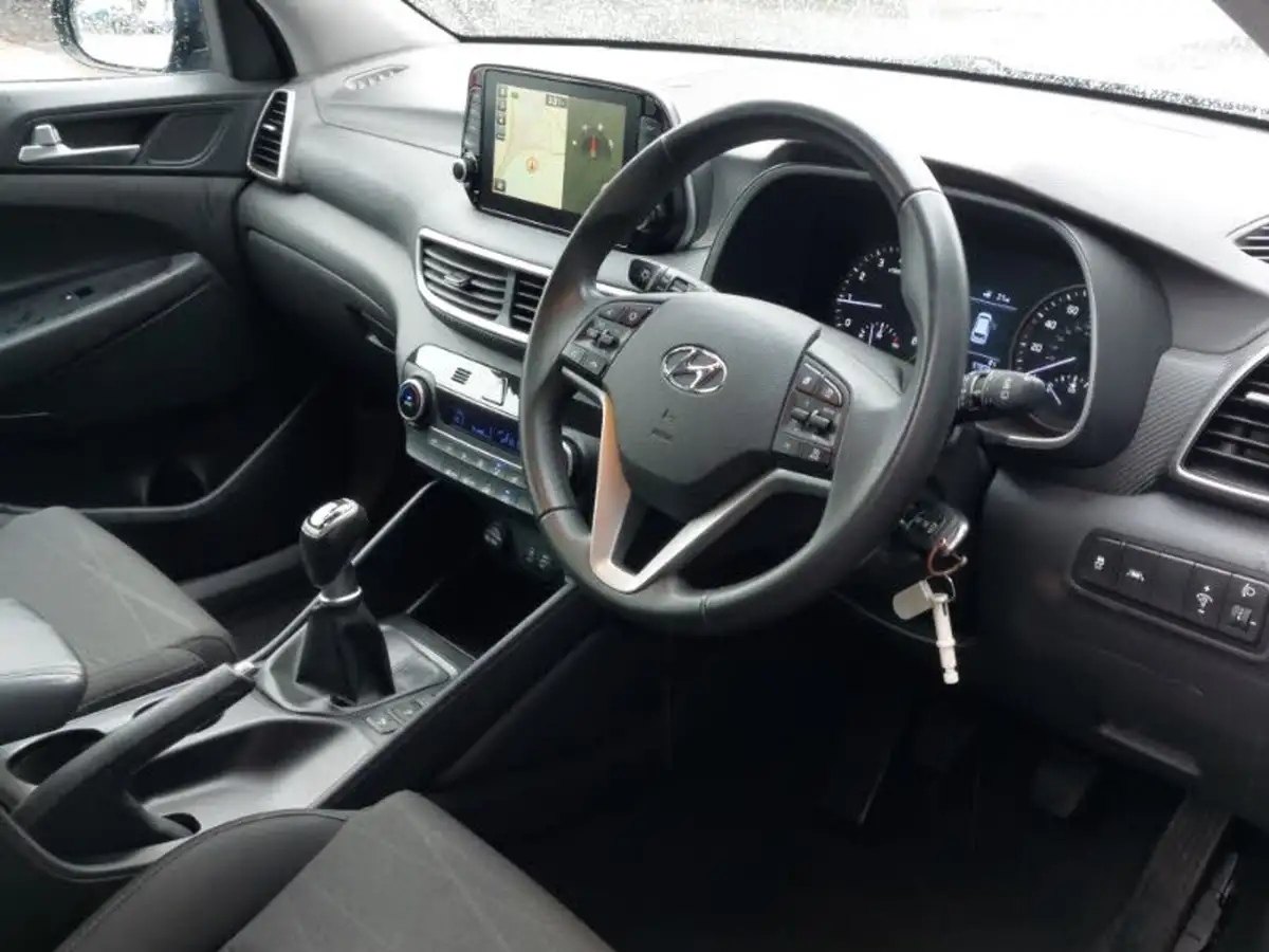 2019-hyundai-tucson-16-gdi-se-nav-big-11