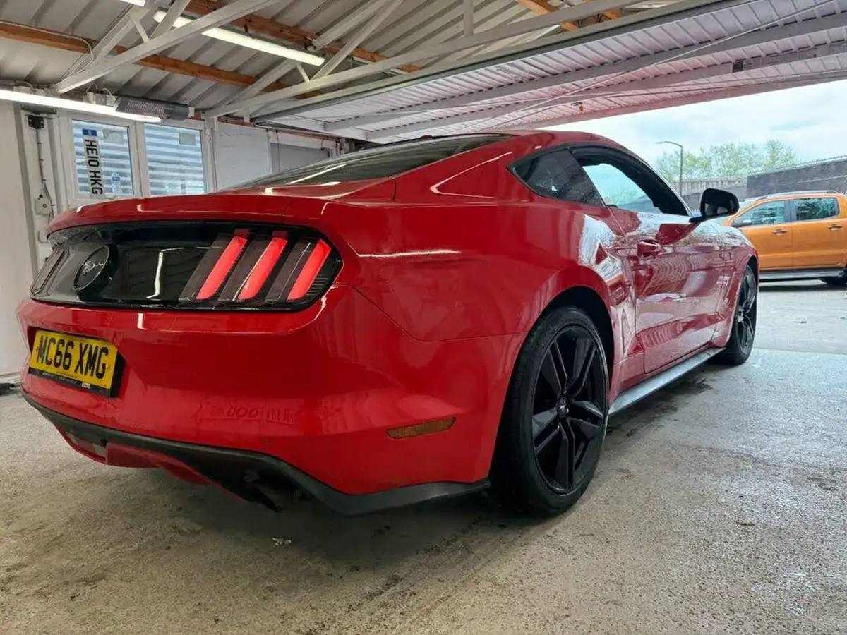 2017-ford-mustang-23-317ps-fastback-big-7