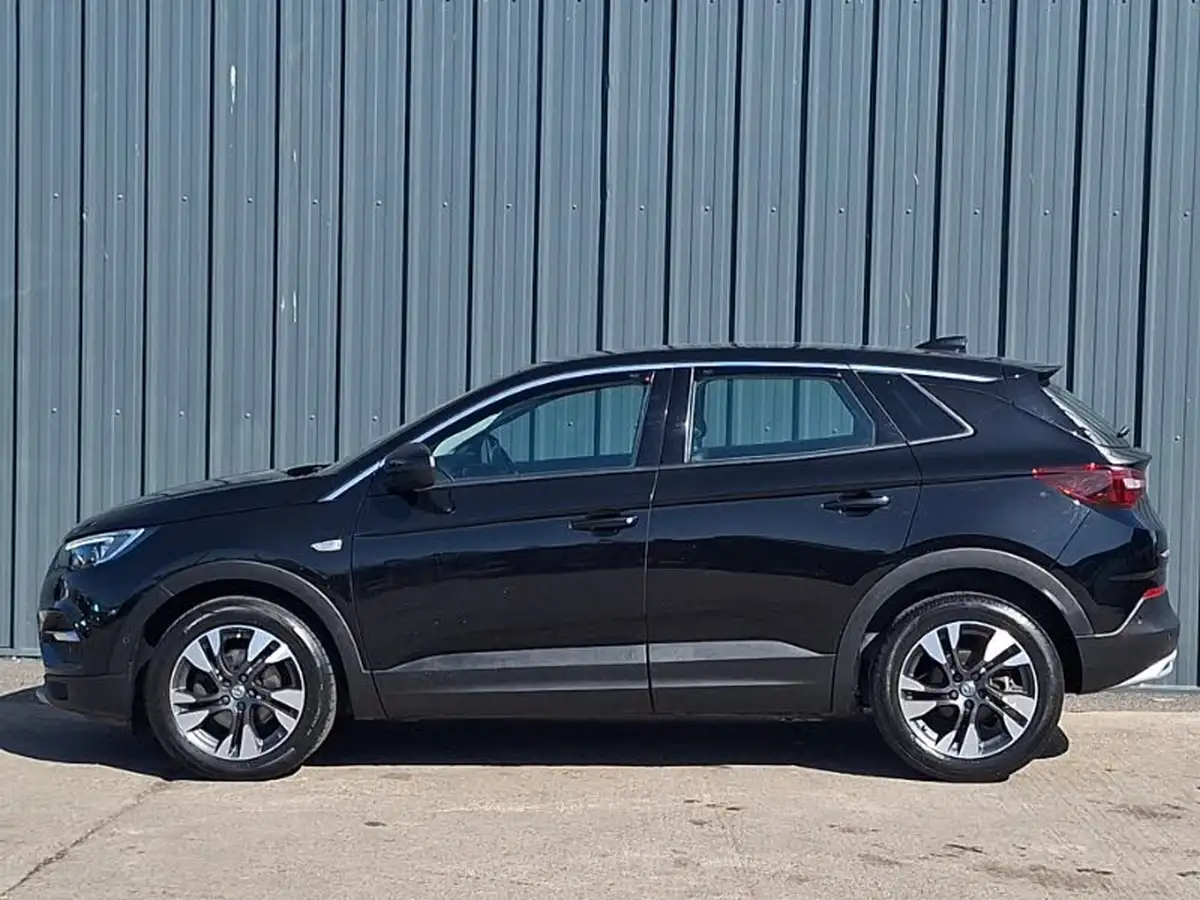 2019-vauxhall-grandland-x-15td-sport-nav-auto-big-3
