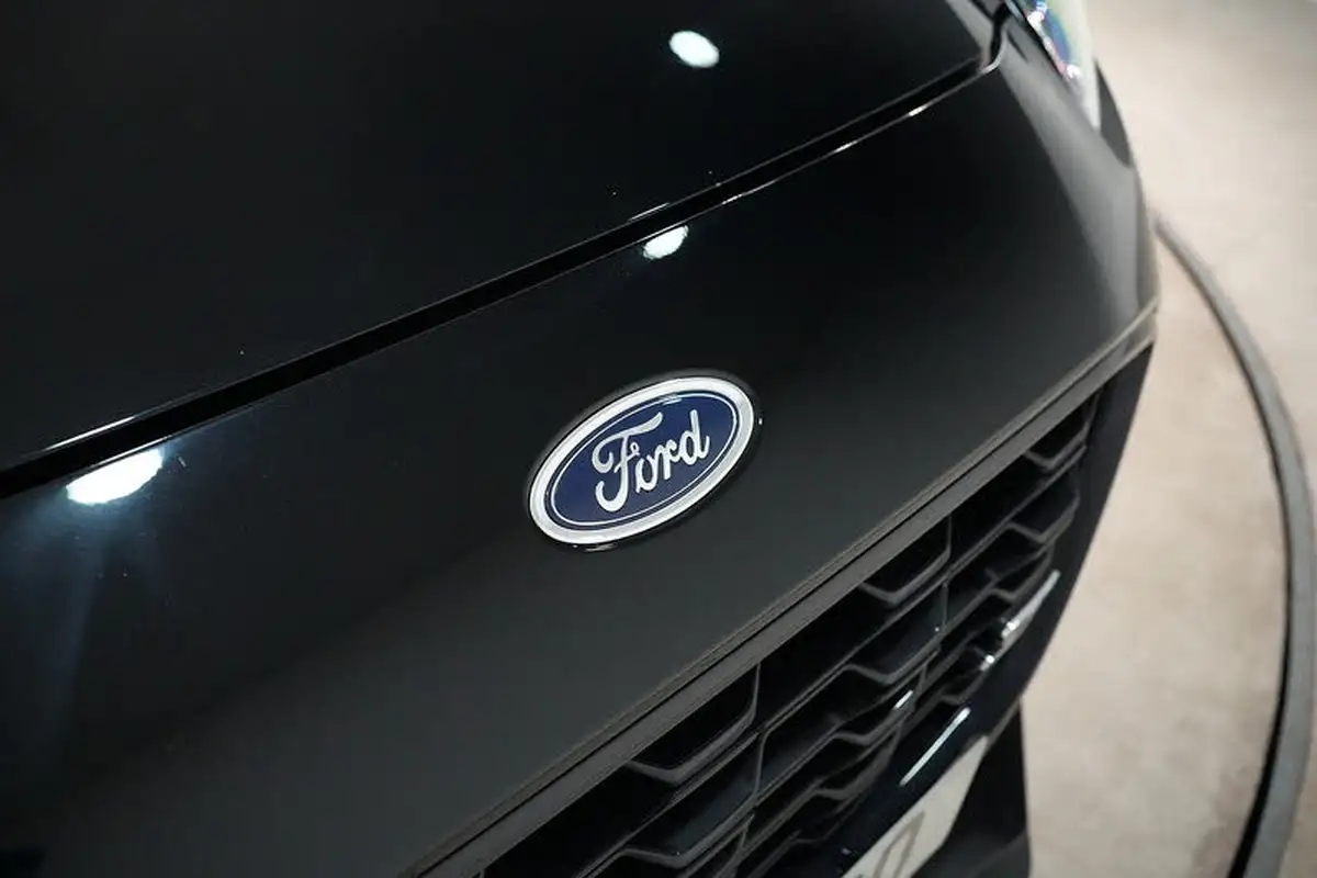 2021-ford-puma-suv-15-st-big-17