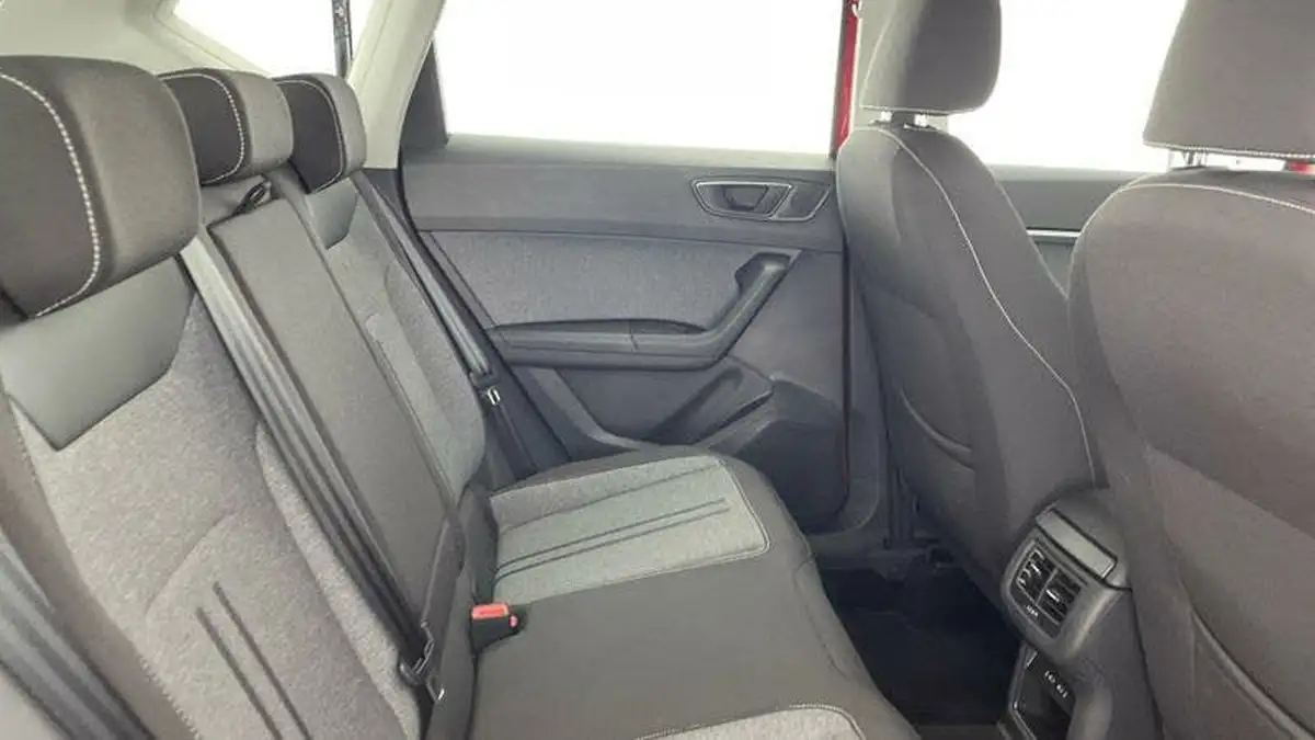 2022-seat-ateca-15-ecotsi-se-technology-big-21