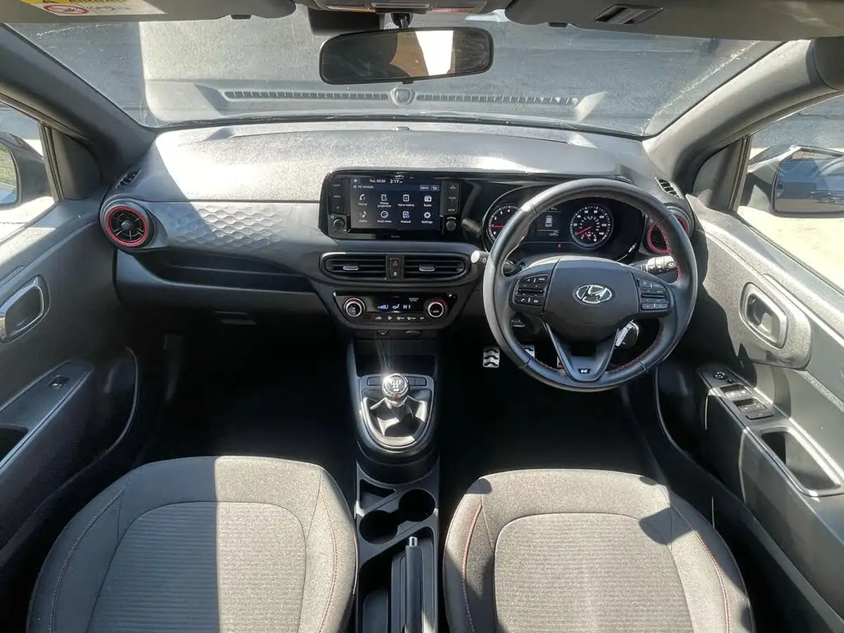 2022-hyundai-i10-10-t-gdi-n-line-big-15