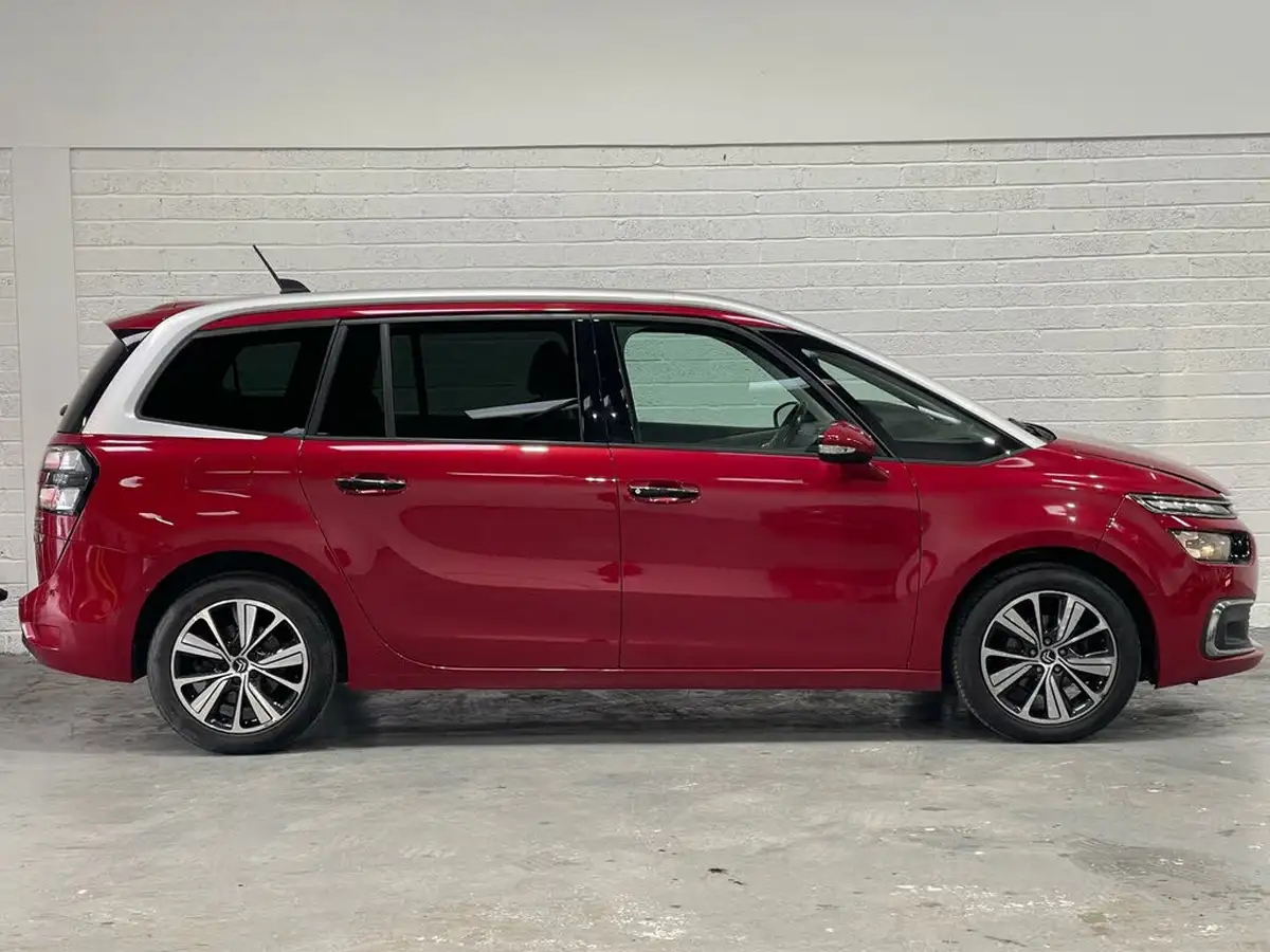 2017-citroen-grand-c4-picasso-16bluehdi-flair-big-3