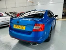 2017-skoda-octavia-20tdi-vrs-hatchback-dsg-small-3