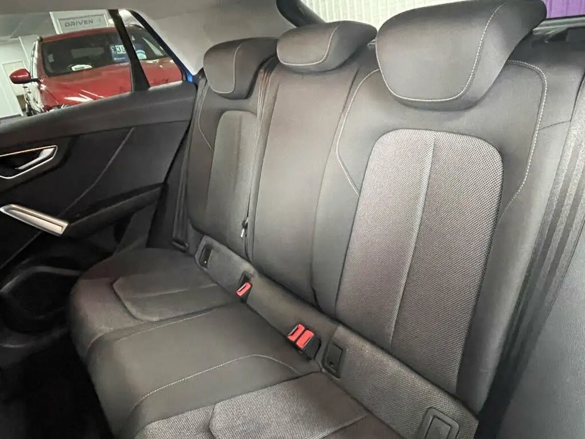 2019-audi-q2-16-30-tdi-sport-big-24