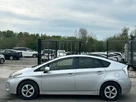 2012-toyota-prius-small-20