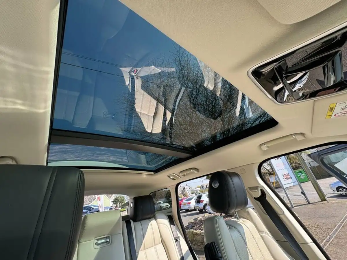 2014-land-rover-range-rover-44-sdv8-vogue-44sd-v8-339bhp-ss-big-32