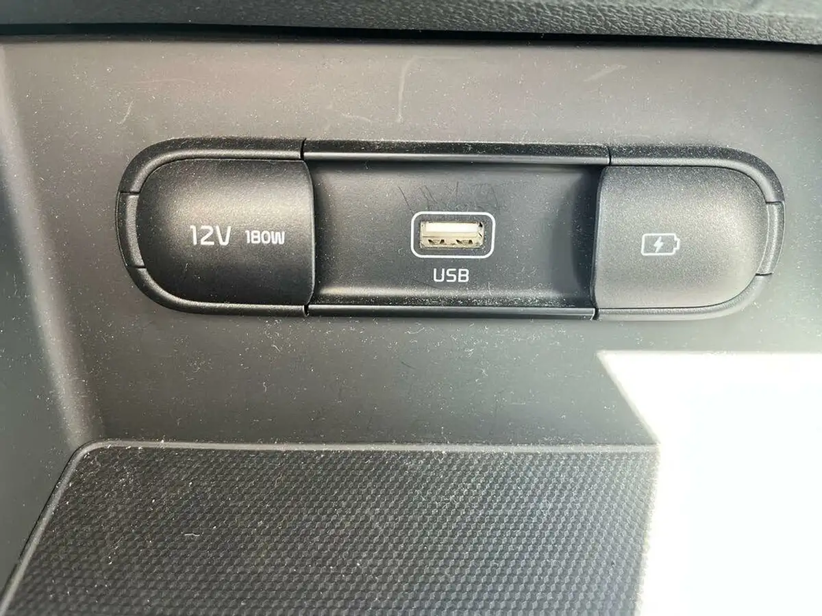 2022-kia-niro-16-gdi-2-139bhp-156kwh-big-25
