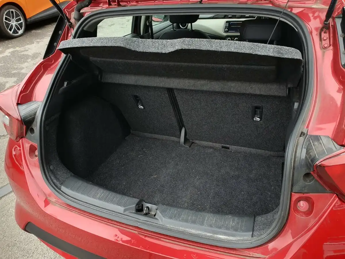 2017-nissan-micra-09-ig-t-acenta-big-13