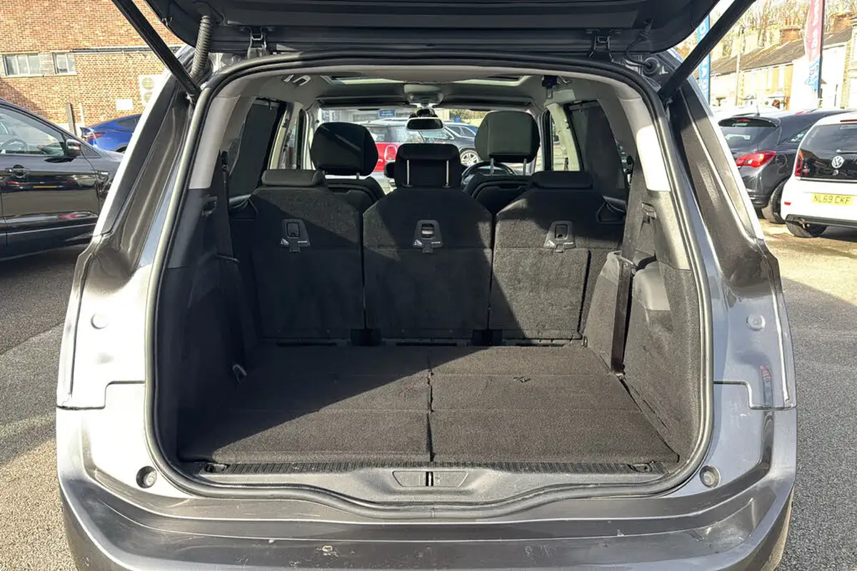 2019-citroen-grand-c4-spacetourer-15bluehdi-flair-plus-big-17