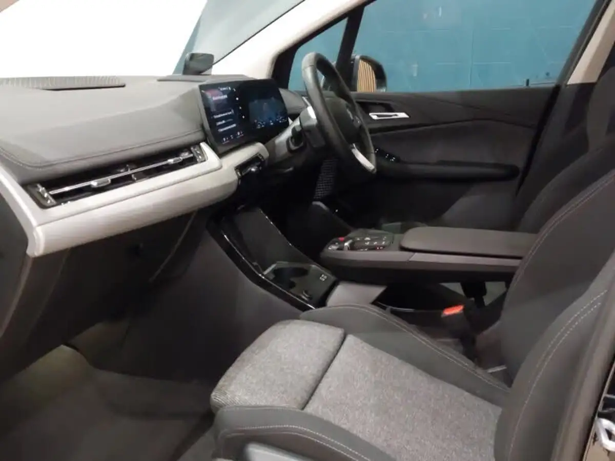 2023-bmw-2-series-15-225e-xdrive-sport-big-4