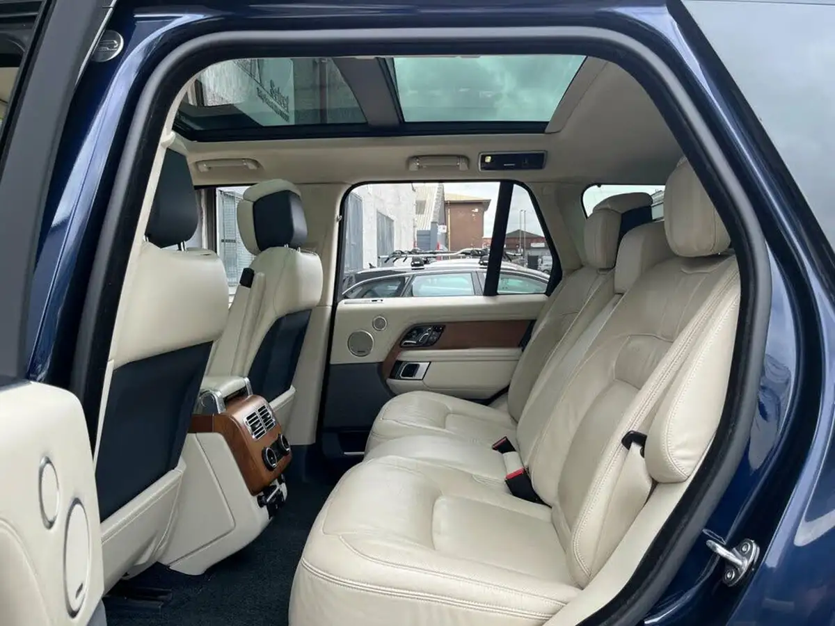 2020-land-rover-range-rover-30-sdv6-autobiography-big-12