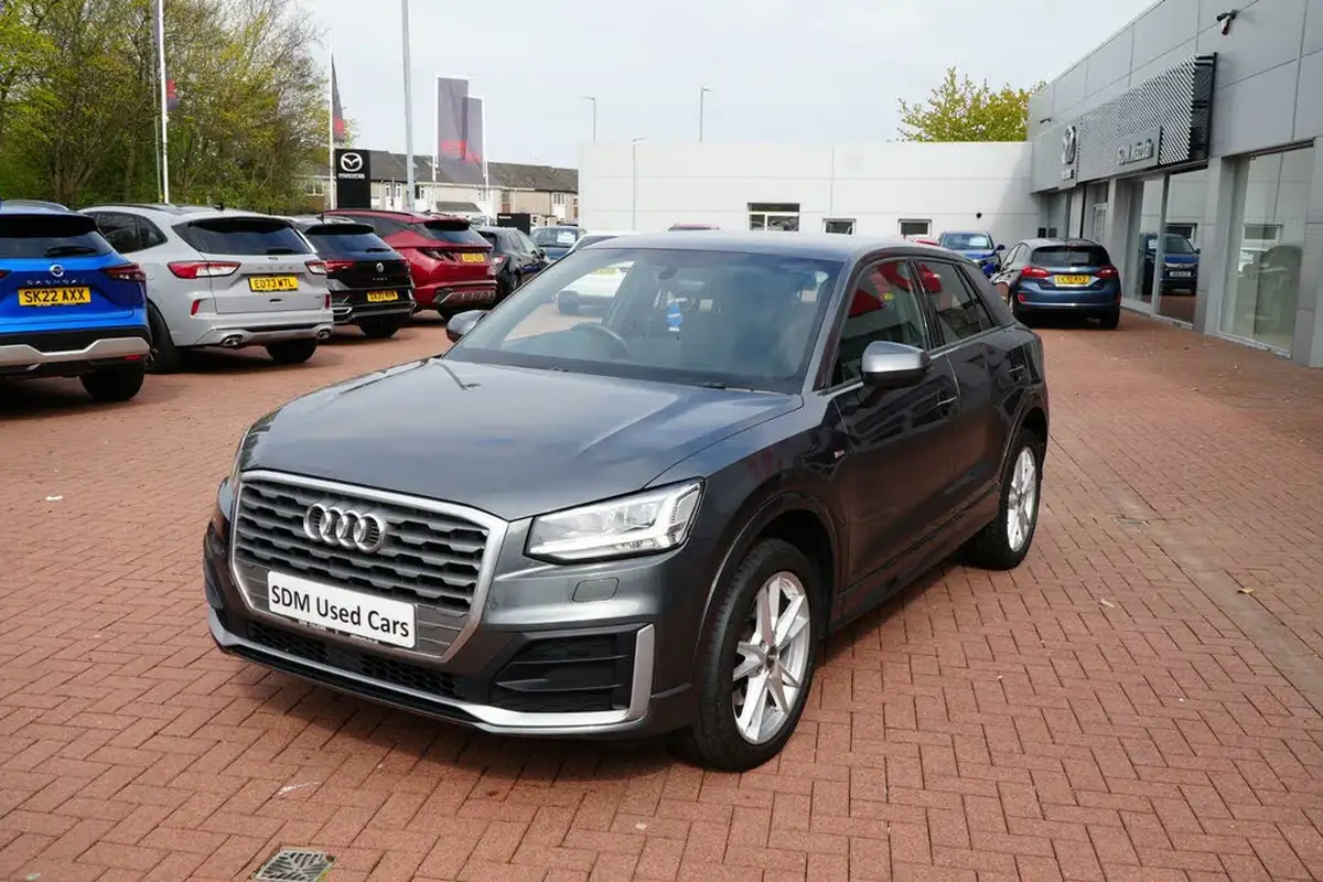 2018-audi-q2-14-tfsi-s-line-big-2