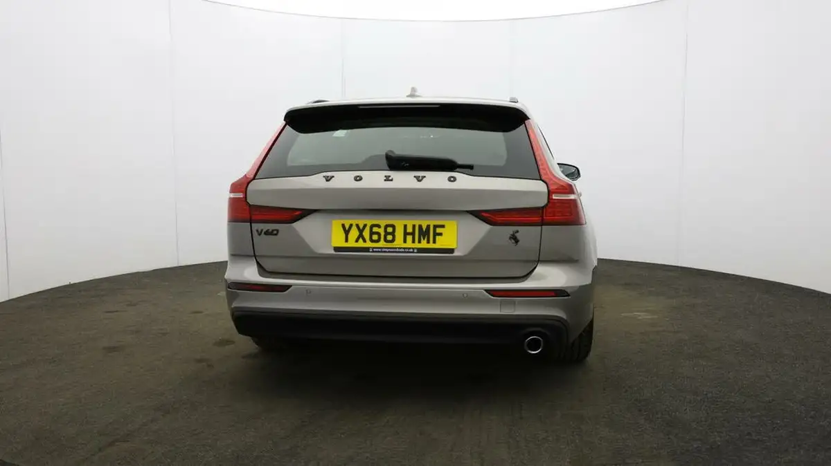 2018-volvo-v60-20td-d3-momentum-geartronic-big-54